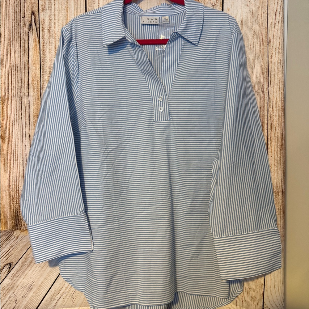 NWOT Joan Rivers pull over blouse